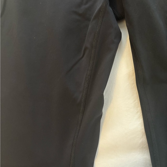 Lululemon Wunder Under Leggings - Picture 4 of 4